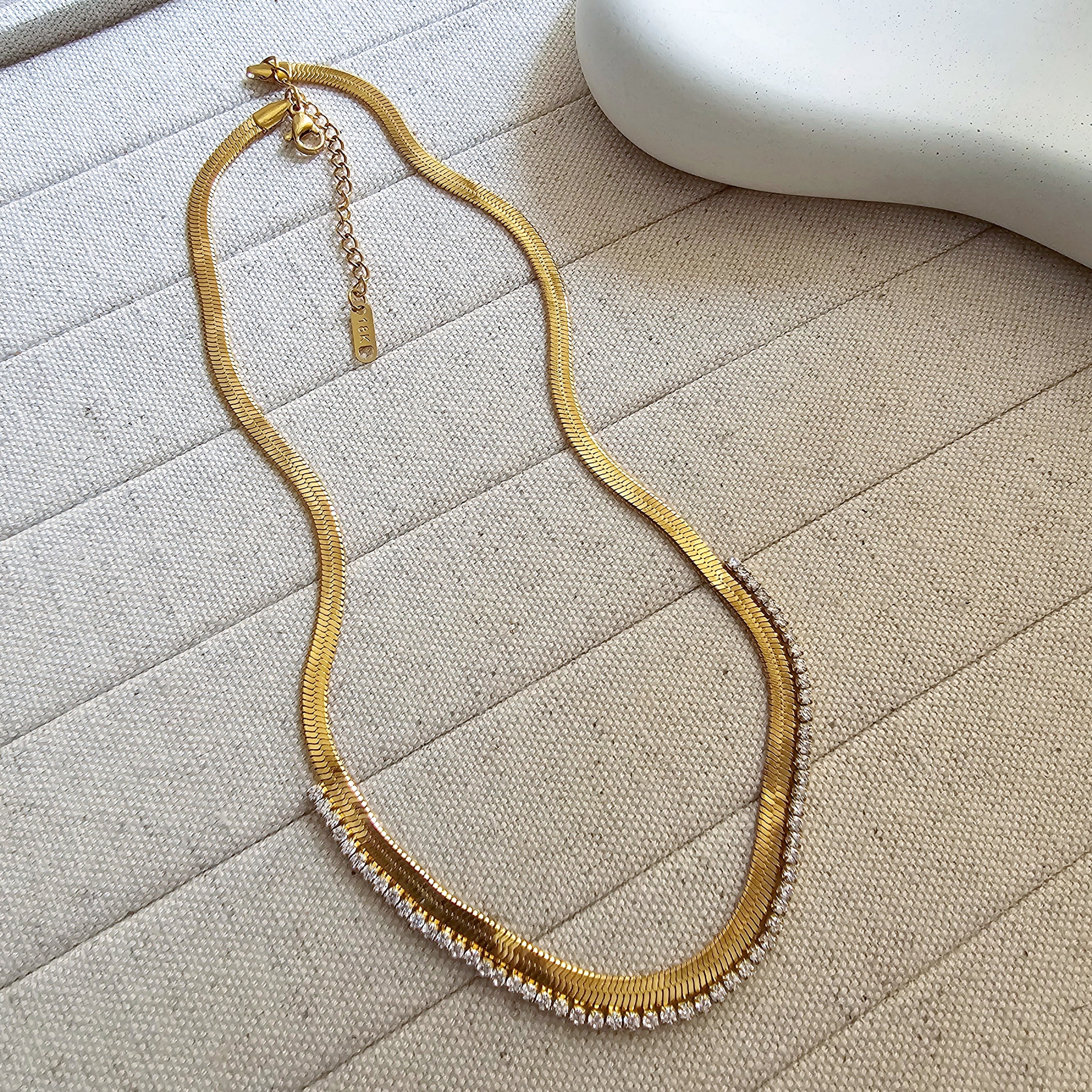 Tennis Necklace detail close up - Lazuli