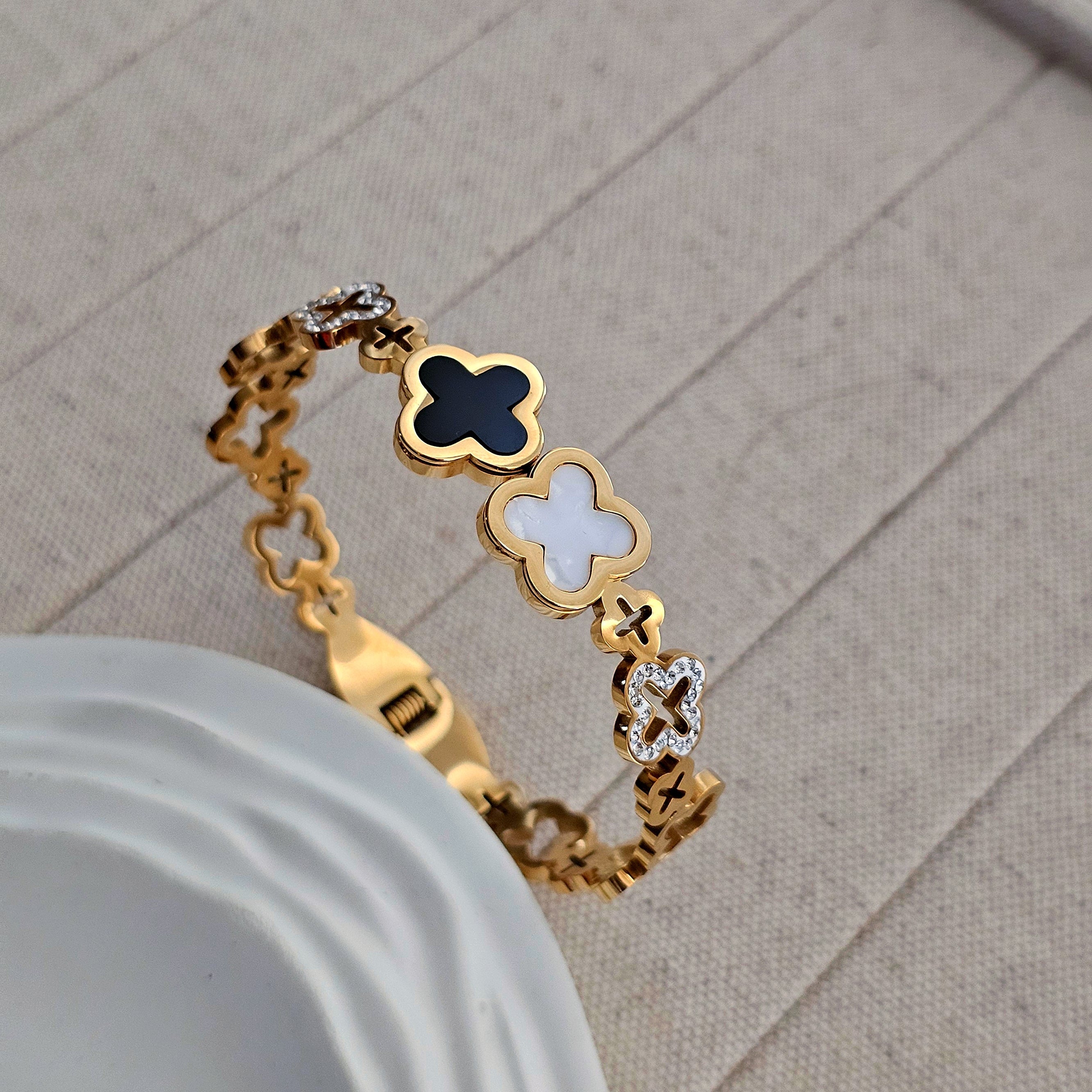 Sally Clover Bracelet 18kt Gold - Lazuli