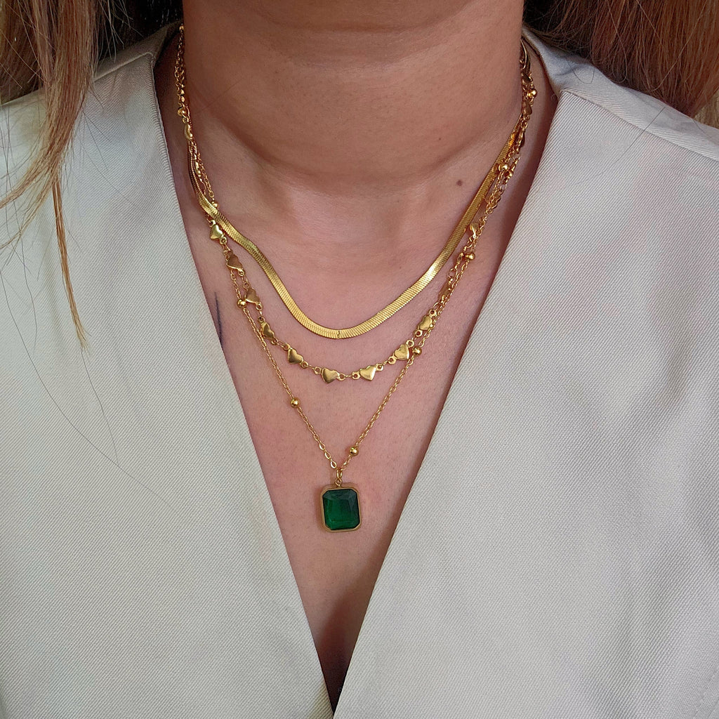 Trio Emerald Stud Necklace styled - Lazuli